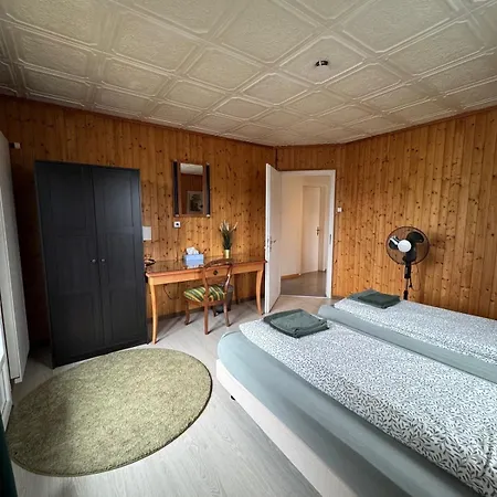 - View - For 6 Guests 툰