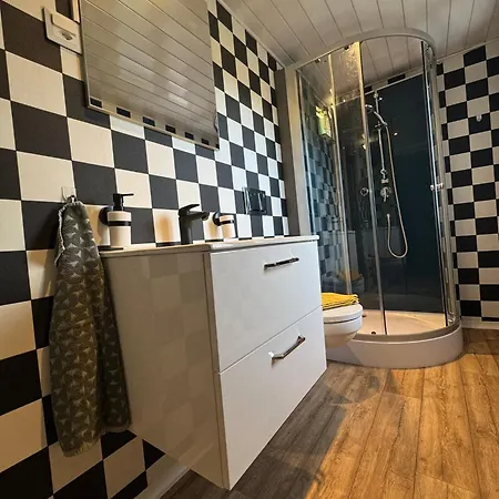 - View - For 6 Guests 아파트 *