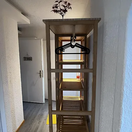 아파트 - View - For 6 Guests 툰