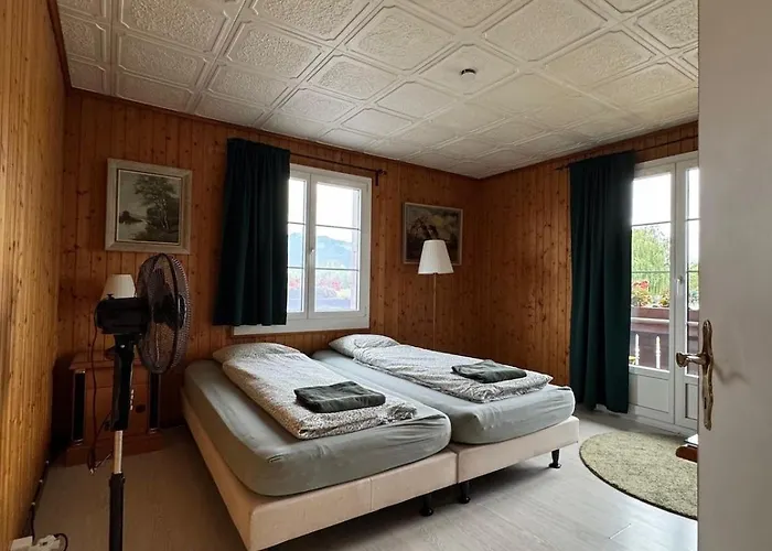 - View - For 6 Guests