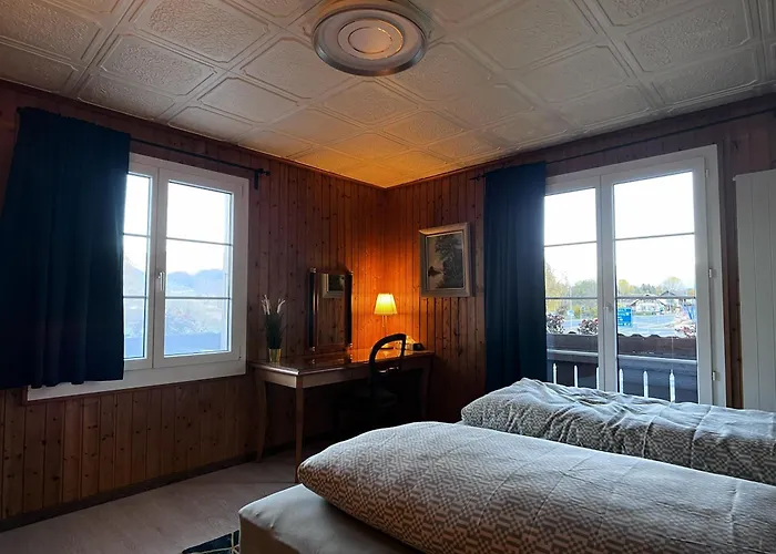 - View - For 6 Guests