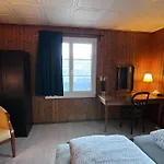 - View - For 6 Guests
